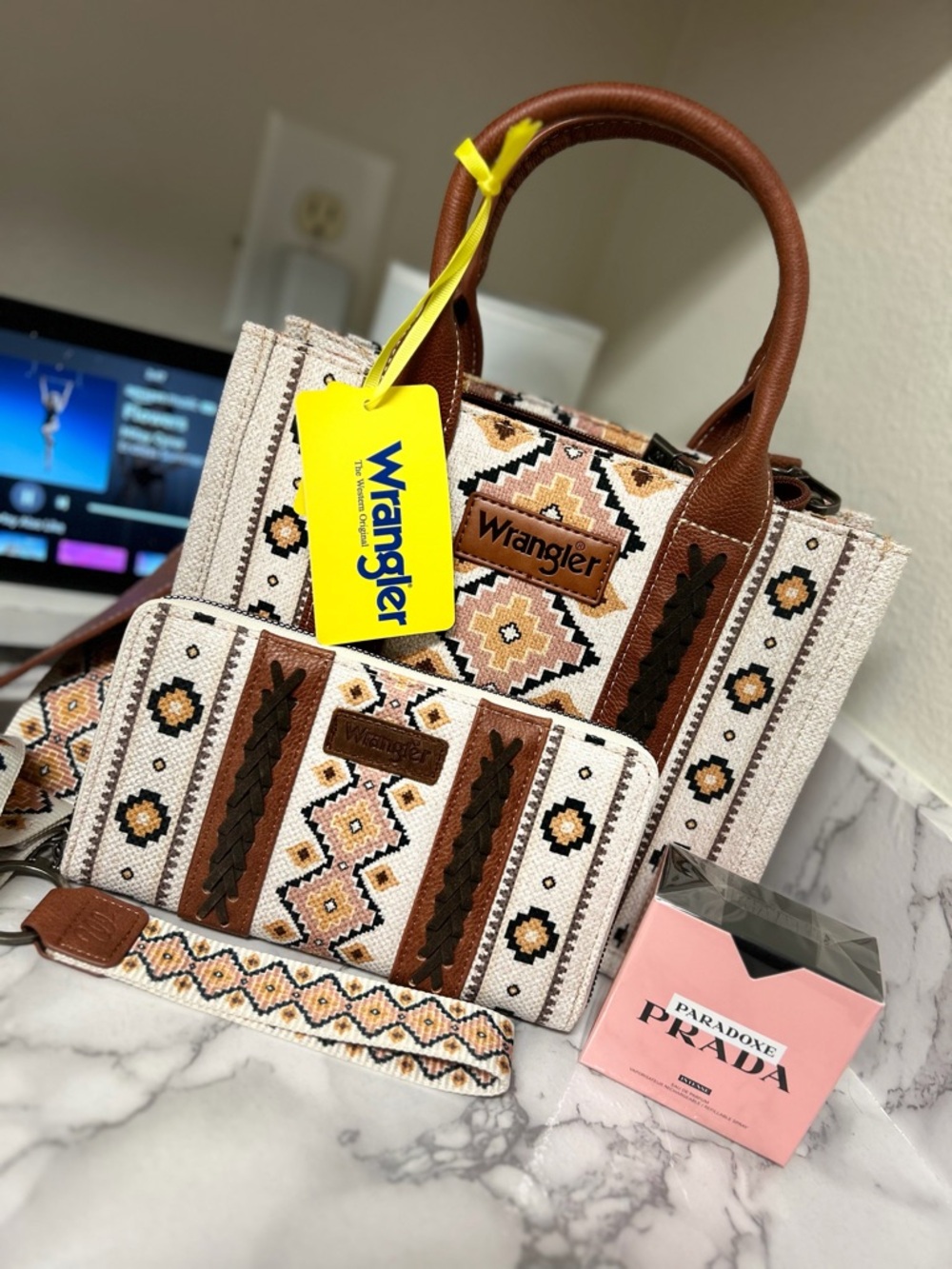 Wrangler Purse & Wallet